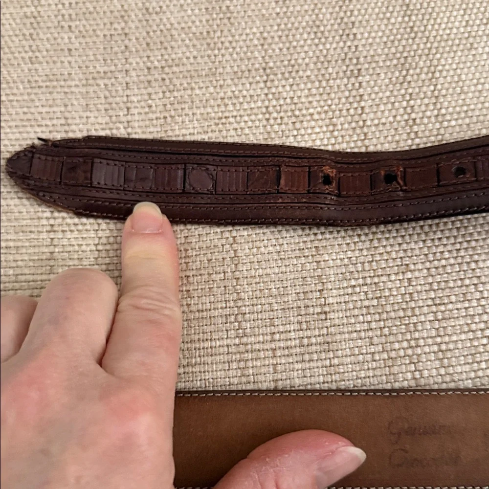 MEZLAN Crocodile Belt 1.25 Brown Exotic Leather Silver Buckle Western Dress Flaw